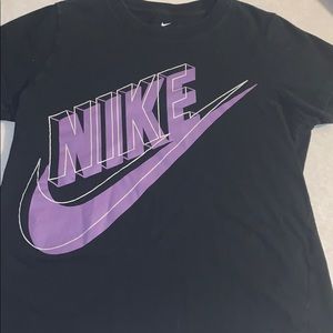 Nike short sleeve shirt